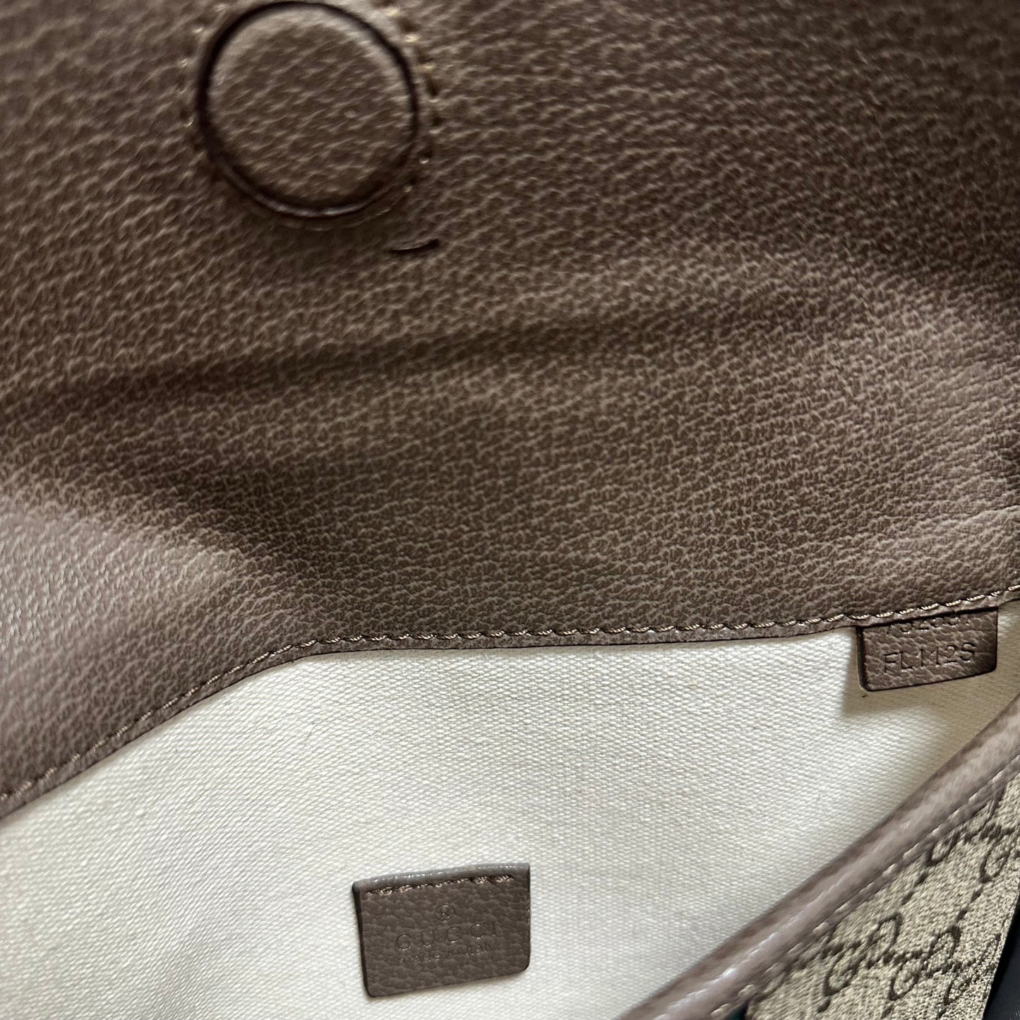 RIÑONERA GUCCI GG