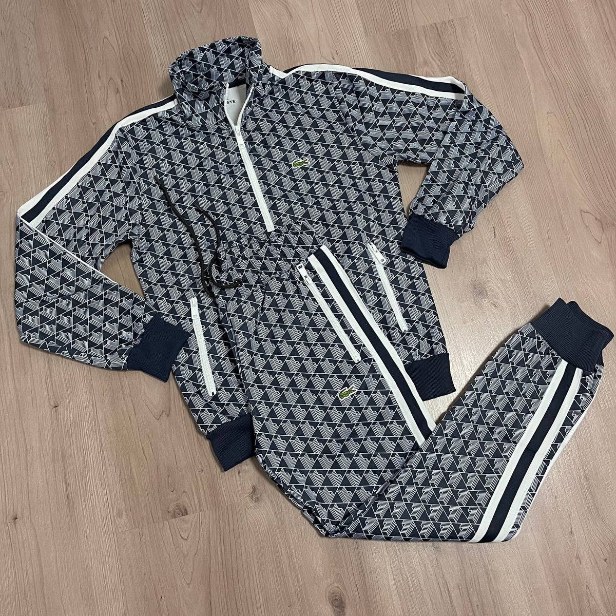 CONJUNTO LARGO LACOSTE SLIM FIT