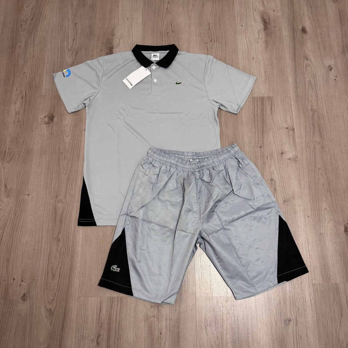 CONJUNTO CORTO LACOSTE GRIS