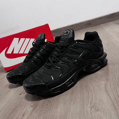NIKE TN ALL BLACK 🍭