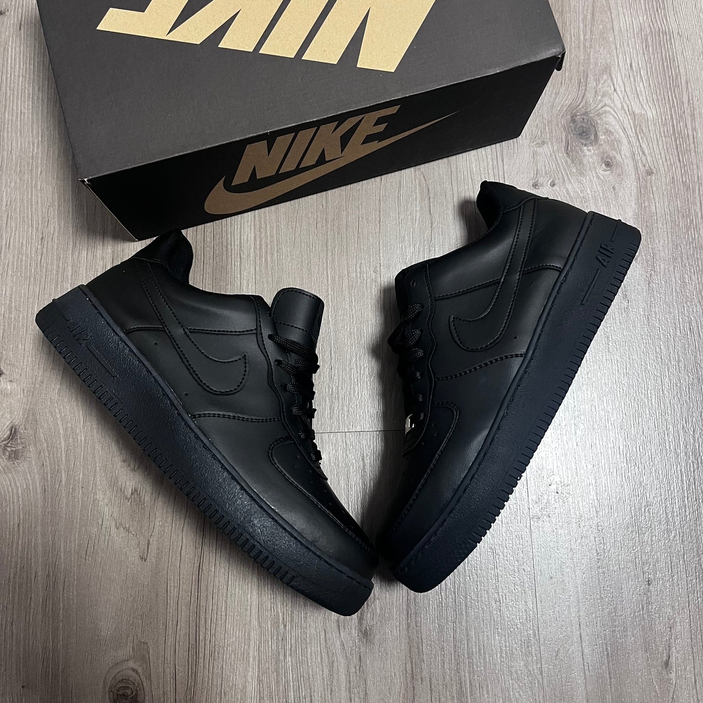 AIR FORCÉ NEGRAS