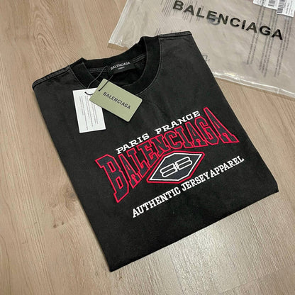 Camiseta OVERSIZE BORDADA BALENCIAG