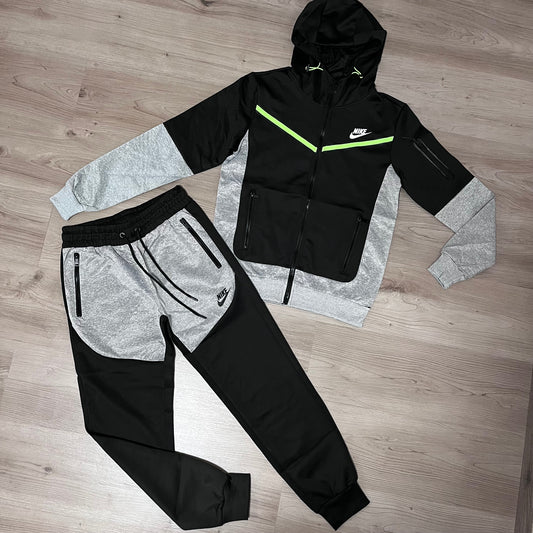 Conjunto NIKE TECH BLACK GREY