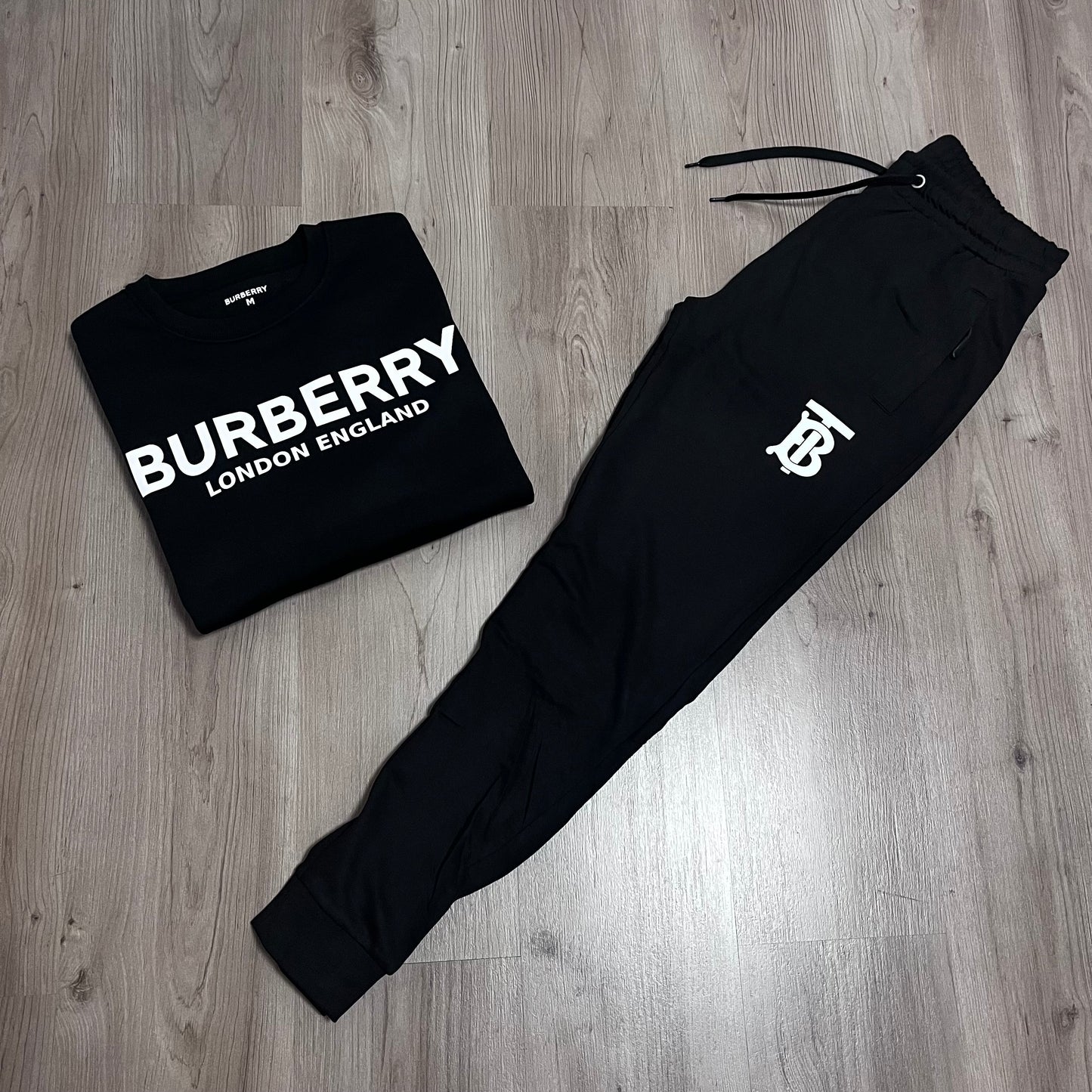 Conjunto largo BURBERRY