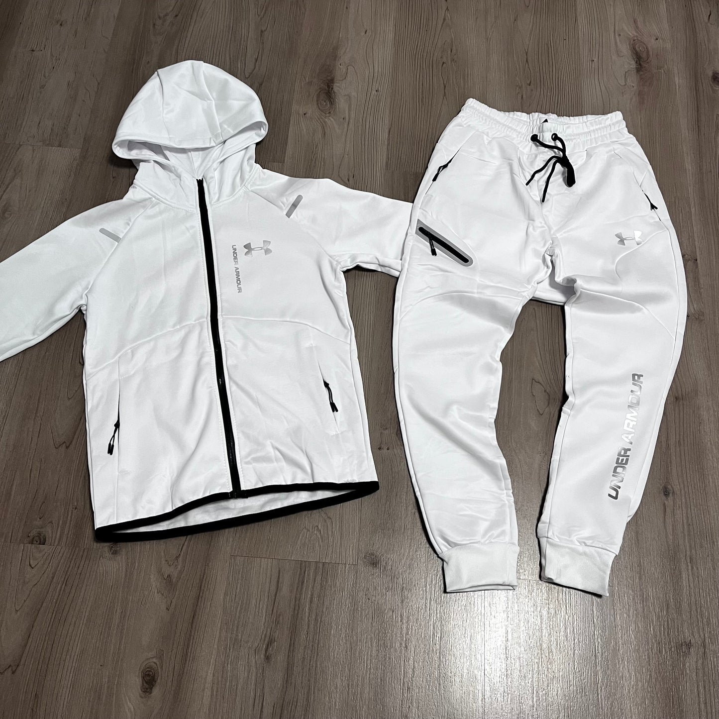 Conjunto largo UNDER ARMOUR WHITE