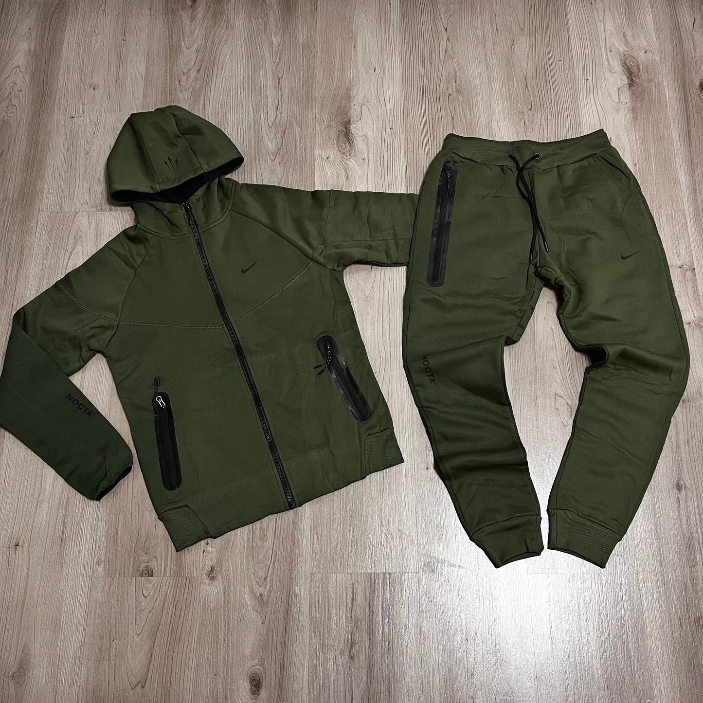 Conjunto largo NIKE NOCTA