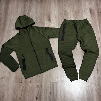 Conjunto largo NIKE NOCTA