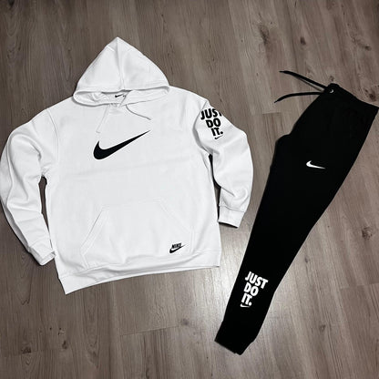 Conjunto largo NIKE JUST