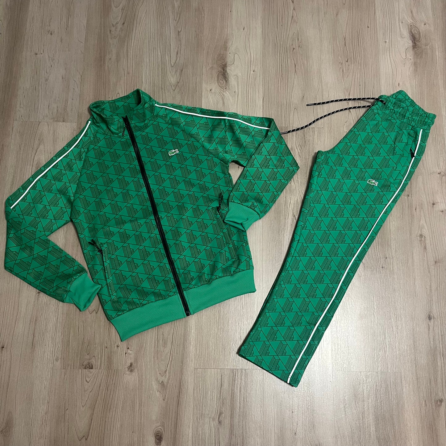 Conjunto largo LACOSTE VERDE