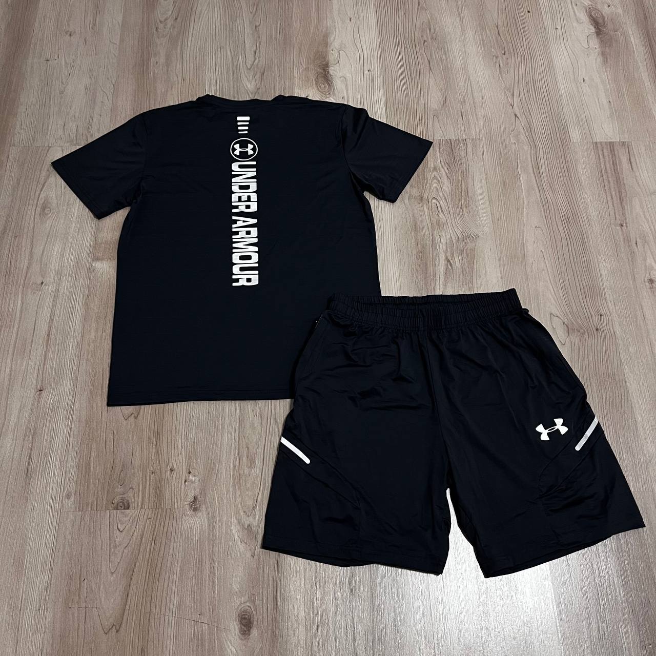 CONJUNTO CORTO UNDER ARMOUR SLIM FIT