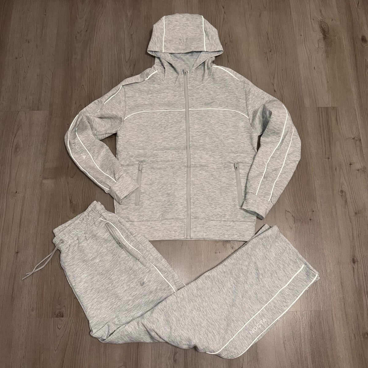 Conjunto largo NIKE NOCTA TELA GRUESA