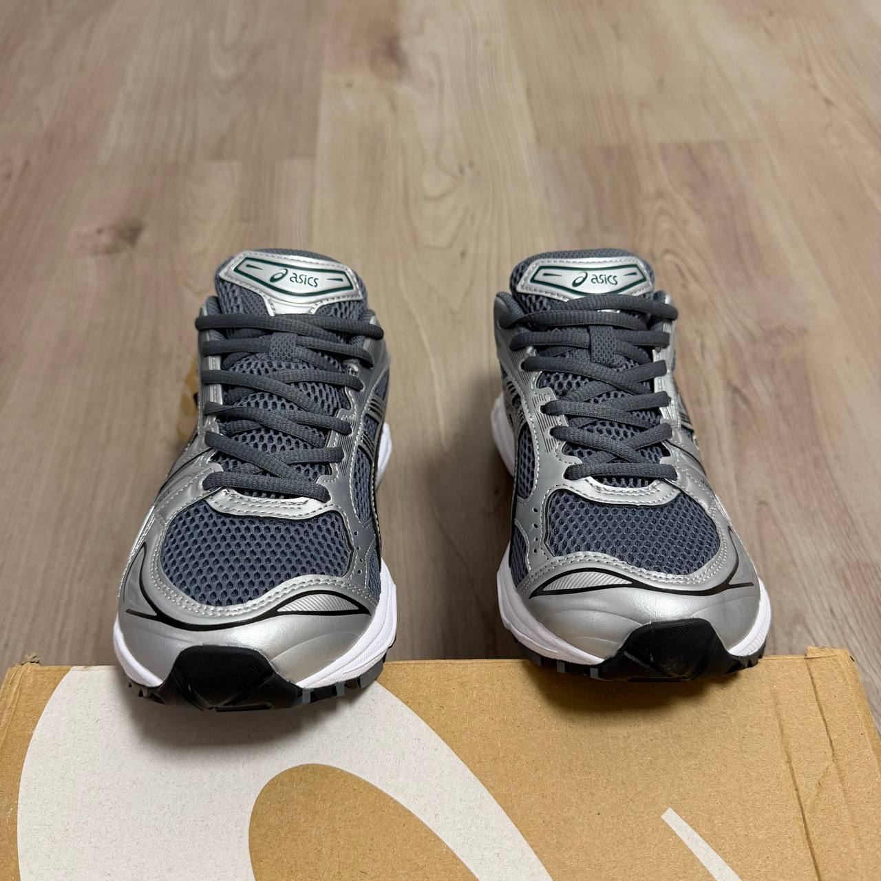 ZAPATILLAS ASCIS SUELA BLANCA