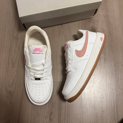 ZAPATILLAS NIKE AIR FORCE WHITE/PINK